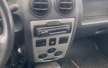 Renault Logan I, 2009 год, 199 000 рублей, 11 фотография