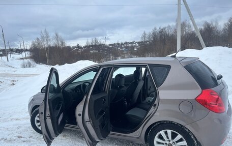 KIA cee'd I рестайлинг, 2008 год, 438 000 рублей, 14 фотография