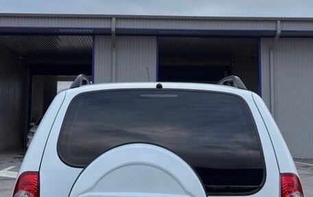 Chevrolet Niva I рестайлинг, 2013 год, 750 000 рублей, 3 фотография