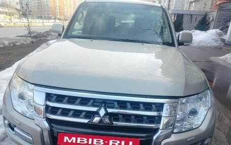 Mitsubishi Pajero IV, 2017 год, 3 500 000 рублей, 2 фотография