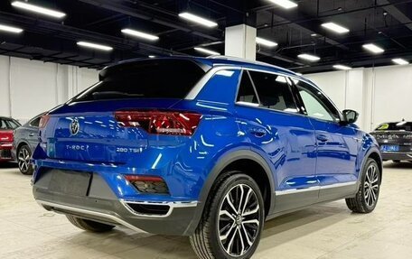 Volkswagen T-Roc I, 2022 год, 1 590 002 рублей, 6 фотография