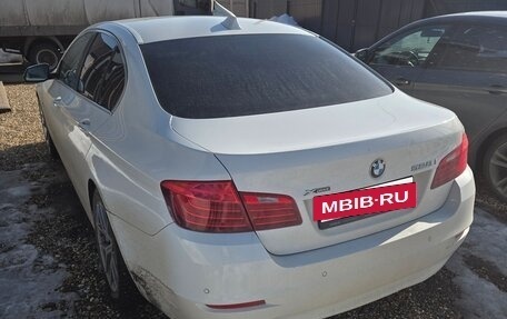 BMW 5 серия, 2014 год, 1 800 000 рублей, 4 фотография