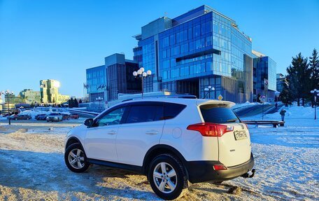 Toyota RAV4, 2015 год, 1 980 000 рублей, 8 фотография