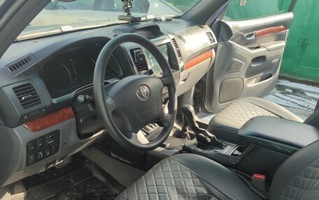 Toyota Land Cruiser Prado 120 рестайлинг, 2007 год, 1 950 000 рублей, 4 фотография