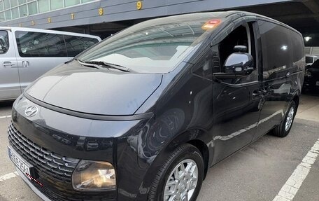 Hyundai Staria, 2023 год, 4 850 000 рублей, 6 фотография