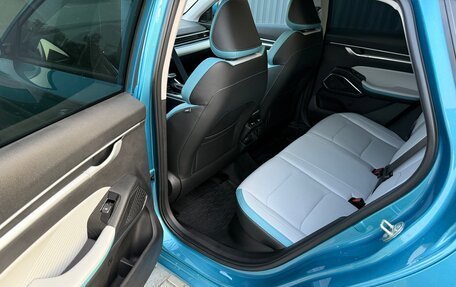 Geely Emgrand, 2023 год, 2 050 000 рублей, 9 фотография