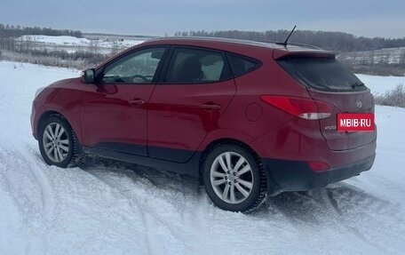 Hyundai ix35 I рестайлинг, 2011 год, 1 199 000 рублей, 2 фотография