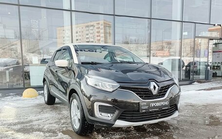 Renault Kaptur I рестайлинг, 2017 год, 1 599 000 рублей, 3 фотография