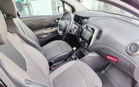 Renault Kaptur I рестайлинг, 2017 год, 1 599 000 рублей, 13 фотография