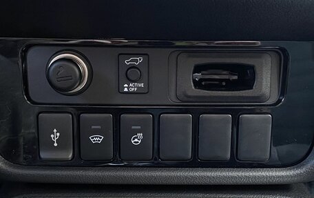 Mitsubishi Outlander III рестайлинг 3, 2022 год, 3 300 000 рублей, 14 фотография