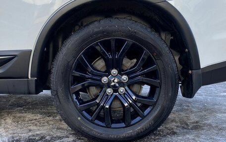 Mitsubishi Outlander III рестайлинг 3, 2022 год, 3 300 000 рублей, 17 фотография