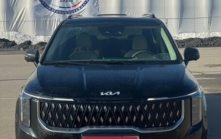 KIA Carnival, 2024 год, 5 900 000 рублей, 1 фотография