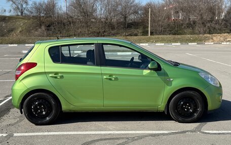 Hyundai i20 IB рестайлинг, 2010 год, 580 000 рублей, 2 фотография