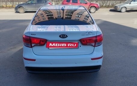 KIA Rio III рестайлинг, 2017 год, 600 000 рублей, 2 фотография
