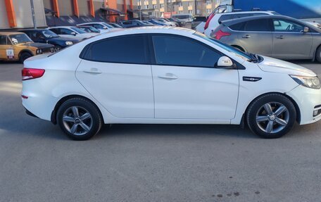 KIA Rio III рестайлинг, 2017 год, 600 000 рублей, 4 фотография