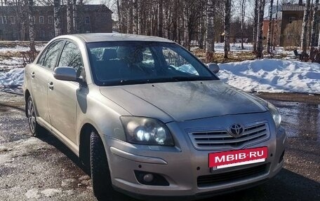 Toyota Avensis III рестайлинг, 2006 год, 645 000 рублей, 3 фотография