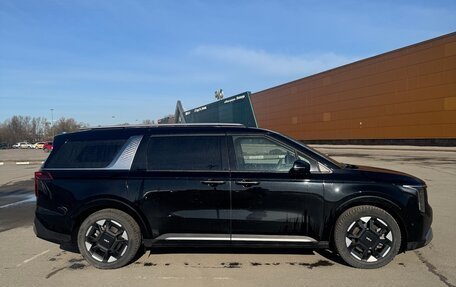 KIA Carnival, 2024 год, 5 900 000 рублей, 3 фотография