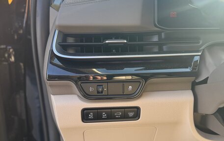 KIA Carnival, 2024 год, 5 900 000 рублей, 11 фотография