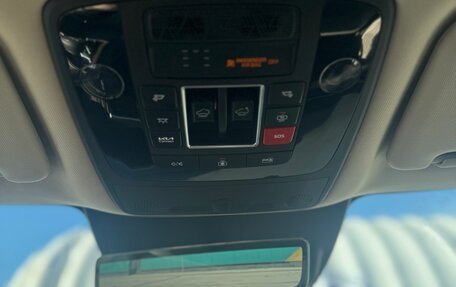 KIA Carnival, 2024 год, 5 900 000 рублей, 15 фотография