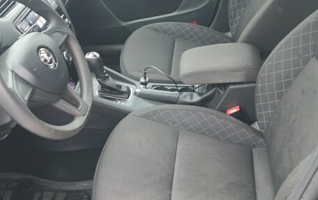 Skoda Octavia, 2019 год, 1 620 000 рублей, 17 фотография