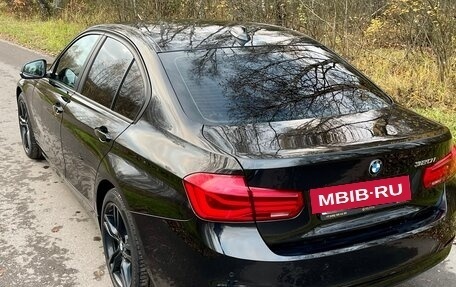 BMW 3 серия, 2017 год, 2 650 000 рублей, 14 фотография