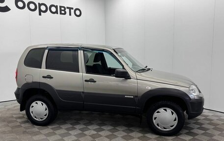 Chevrolet Niva I рестайлинг, 2016 год, 675 000 рублей, 9 фотография