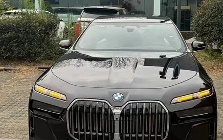 BMW 7 серия, 2026 год, 21 000 000 рублей, 2 фотография