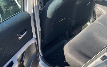 Toyota Yaris III рестайлинг, 2007 год, 615 000 рублей, 20 фотография