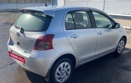 Toyota Yaris III рестайлинг, 2007 год, 615 000 рублей, 15 фотография