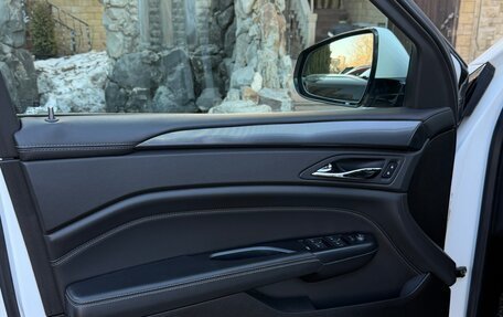 Cadillac SRX II рестайлинг, 2014 год, 1 699 000 рублей, 11 фотография