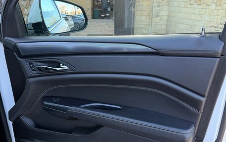 Cadillac SRX II рестайлинг, 2014 год, 1 699 000 рублей, 16 фотография