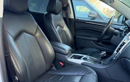 Cadillac SRX II рестайлинг, 2014 год, 1 699 000 рублей, 20 фотография