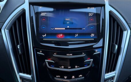 Cadillac SRX II рестайлинг, 2014 год, 1 699 000 рублей, 25 фотография