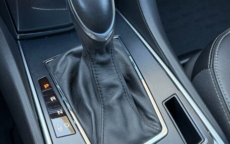 Cadillac SRX II рестайлинг, 2014 год, 1 699 000 рублей, 28 фотография