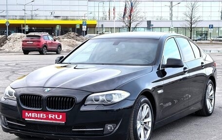 BMW 5 серия, 2013 год, 1 380 000 рублей, 13 фотография
