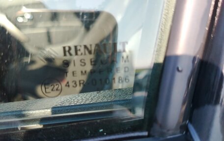 Renault Logan II, 2015 год, 670 000 рублей, 13 фотография