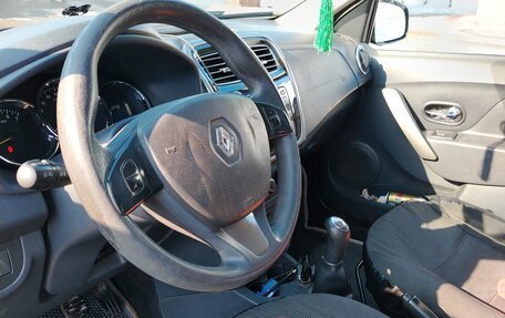 Renault Logan II, 2015 год, 670 000 рублей, 20 фотография