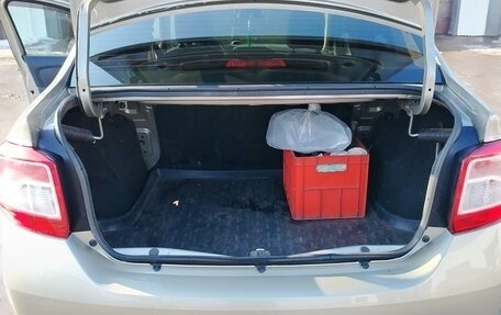 Renault Logan II, 2015 год, 670 000 рублей, 26 фотография