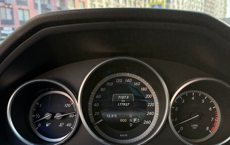 Mercedes-Benz E-Класс, 2015 год, 2 360 000 рублей, 10 фотография