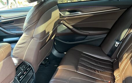 BMW 5 серия, 2018 год, 4 300 000 рублей, 13 фотография