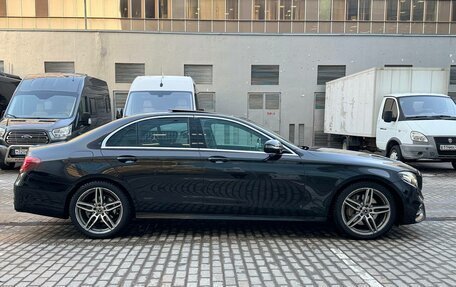 Mercedes-Benz E-Класс, 2018 год, 2 550 000 рублей, 7 фотография