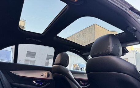 Mercedes-Benz E-Класс, 2018 год, 2 550 000 рублей, 11 фотография