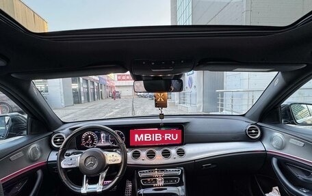 Mercedes-Benz E-Класс, 2018 год, 2 550 000 рублей, 13 фотография