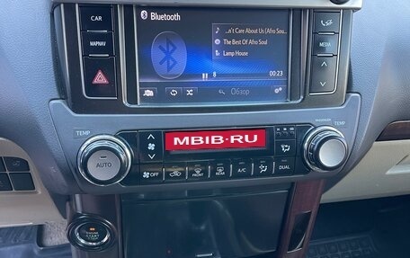 Toyota Land Cruiser Prado 150 рестайлинг 2, 2014 год, 3 500 000 рублей, 18 фотография