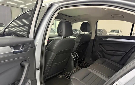 Skoda Superb III рестайлинг, 2023 год, 2 120 017 рублей, 9 фотография