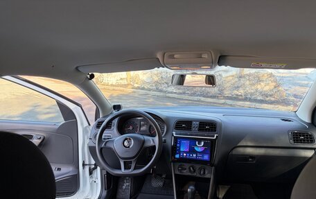 Volkswagen Polo VI (EU Market), 2018 год, 1 500 000 рублей, 9 фотография