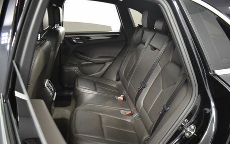 Porsche Macan I рестайлинг, 2016 год, 3 567 300 рублей, 9 фотография