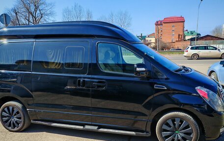 Hyundai Grand Starex Grand Starex I рестайлинг 2, 2013 год, 2 500 000 рублей, 14 фотография