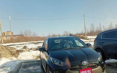 Toyota Yaris, 2021 год, 1 250 000 рублей, 1 фотография