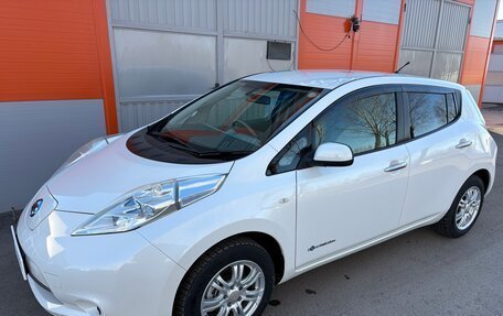 Nissan Leaf I, 2013 год, 750 000 рублей, 5 фотография